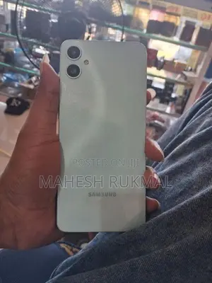 Samsung Galaxy M05 4GB 64GB (Used)