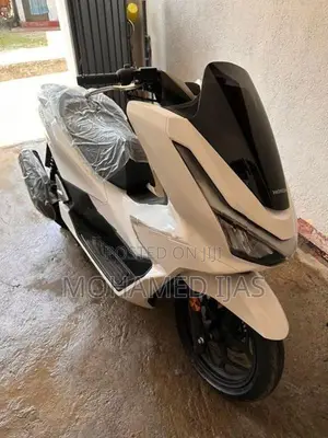 Honda PCX160 2025