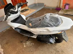 Honda PCX160 2025
