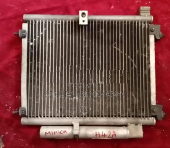 Mitsubishi Toppo H42A Radiator
