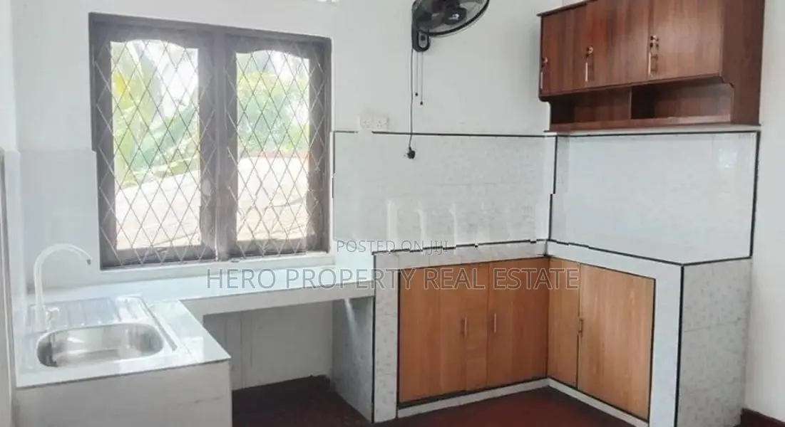 Modern House for Sale in Kadawatha