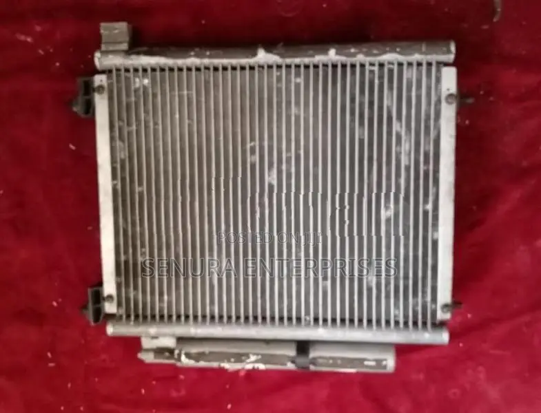 Mitsubishi Toppo H42A Radiator