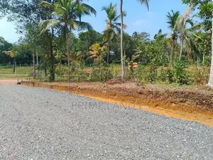 හික්කඩුවෙන් ඉඩමක්
