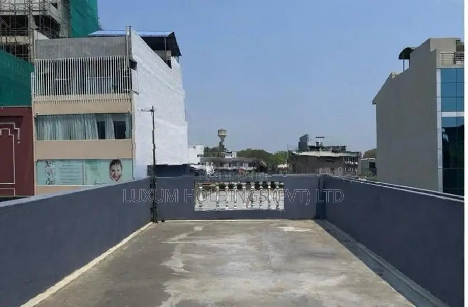 House For Rent in Narahenpita Junction Colombo 05 [ 2175C ]