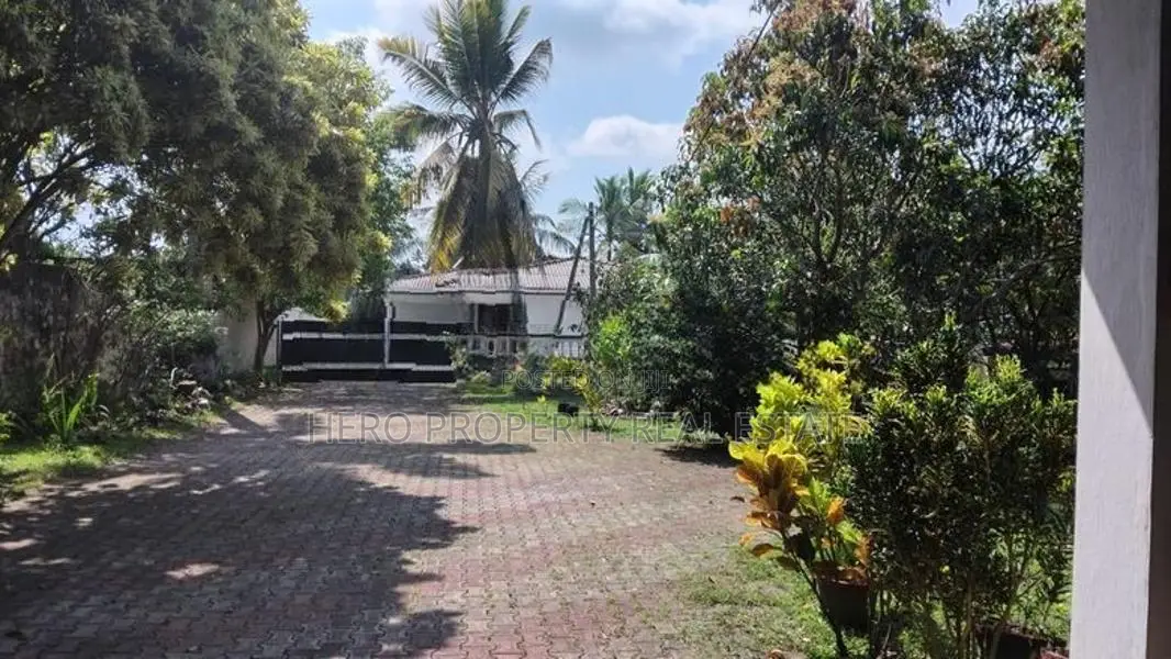 Land for Sale in Kadawatha