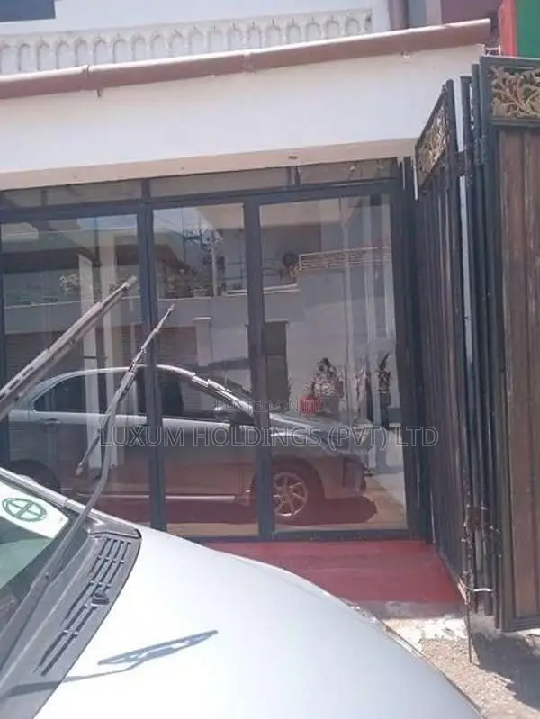 House For Rent in Narahenpita Junction Colombo 05 [ 2175C ]