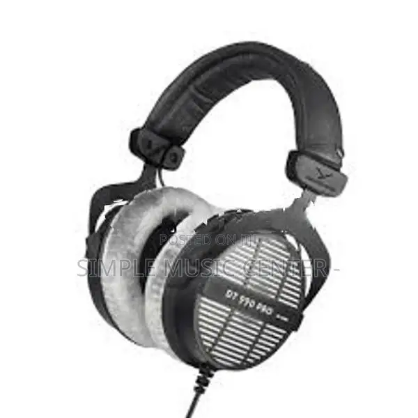 Beyerdynamic DT 990 PRO, 80 Ohm Wired Professional Studio Headphones
