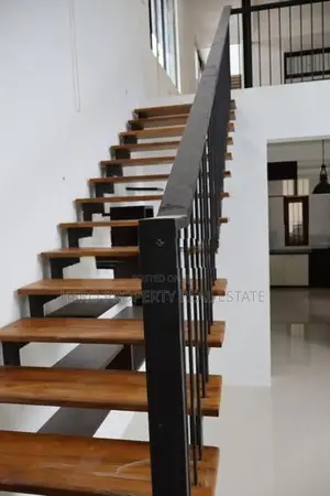 3 Storey Office for Rent in Boralesgamuwa