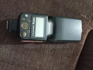 Voking Speedlite VK750