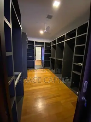 Luxury, Unfurnished apartment for rent, Colombo 7