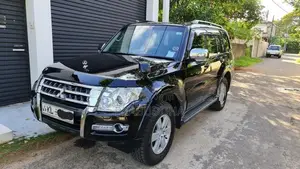 Mitsubishi Montero 2007
