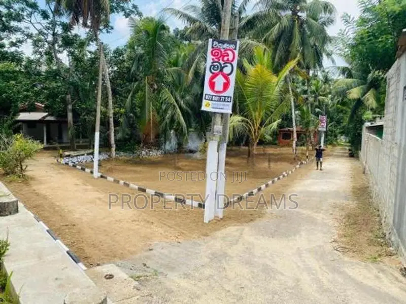Athurugiriya Habarakada Residency Land for Sale