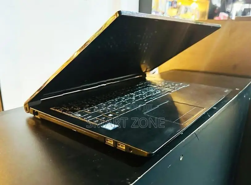 Core i5 7TH GEN |8GB DDR4 RAM |180GB SSD Laptop
