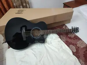 Yamaha FSX80C Guitar