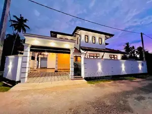මීගමුවෙ ඉදිකල මුහුදු වෙරලටද ආසන්න නවීන නිවස විකිණීමට මීගමුව