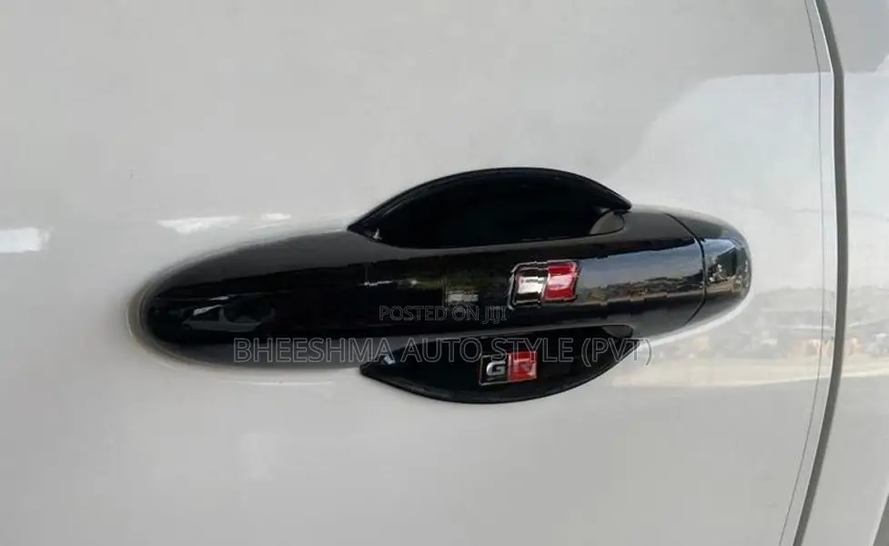 Toyota Hilux GR Sport Back Groszy Door Handle Cover 2024