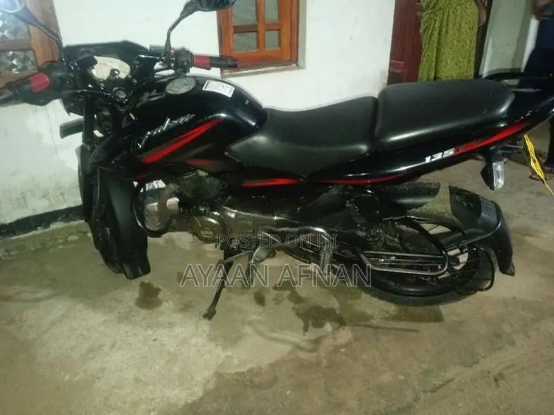 Bajaj Pulsar 135 2011