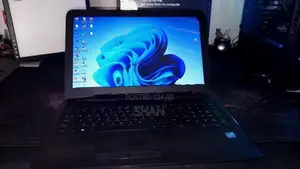 HP 15 -AY027TU Laptop