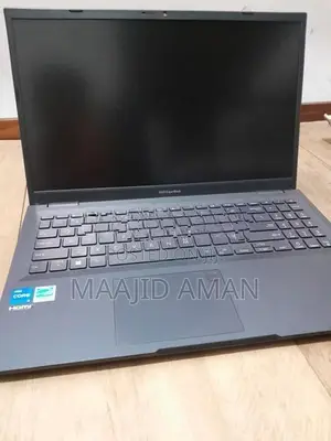 Asus Expertbook I5