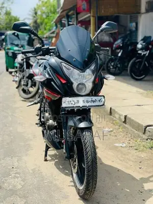 Bajaj Pulsar AS 150 2015