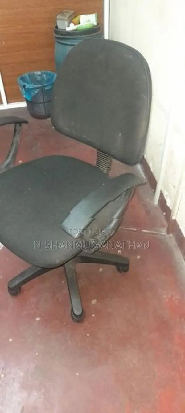Typist Chair Wide Back with Arms