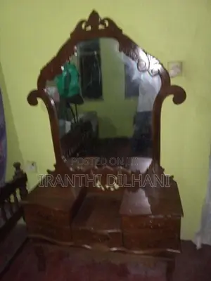 ගෘහ භාණ්ඩ