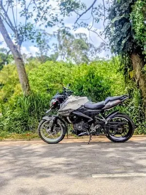 Bajaj Pulsar NS200 2018