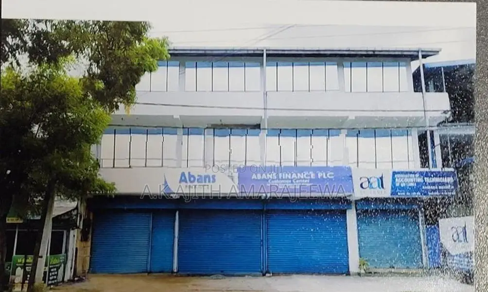 Building for Sale Ampara