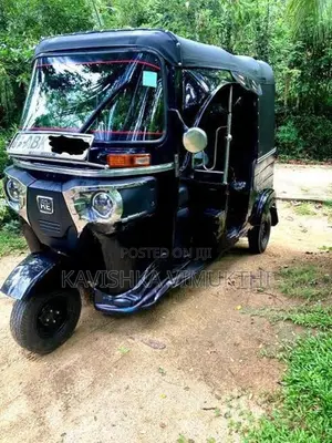 Bajaj RE 2016