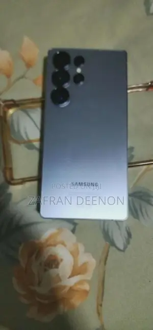 Samsung Galaxy S25 Ultra (Used)
