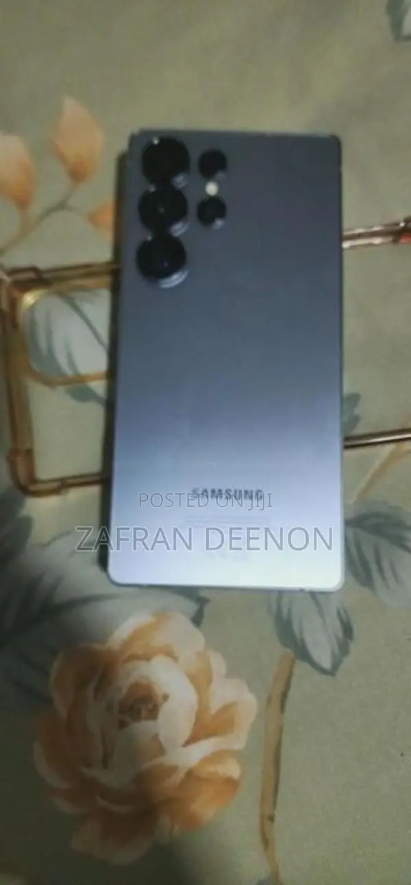 Samsung Galaxy S25 Ultra (Used)