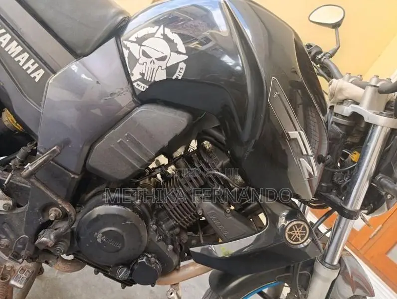 Yamaha FZ 16 2012