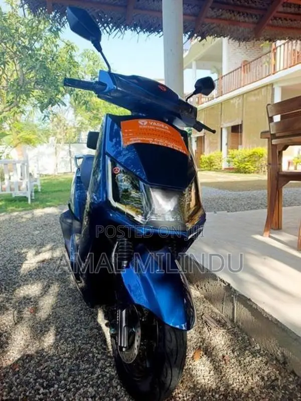 Yadea T5 2025