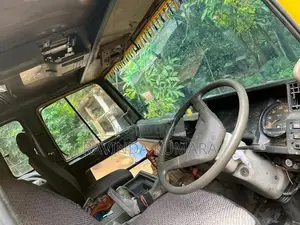 Isuzu Forward 1983