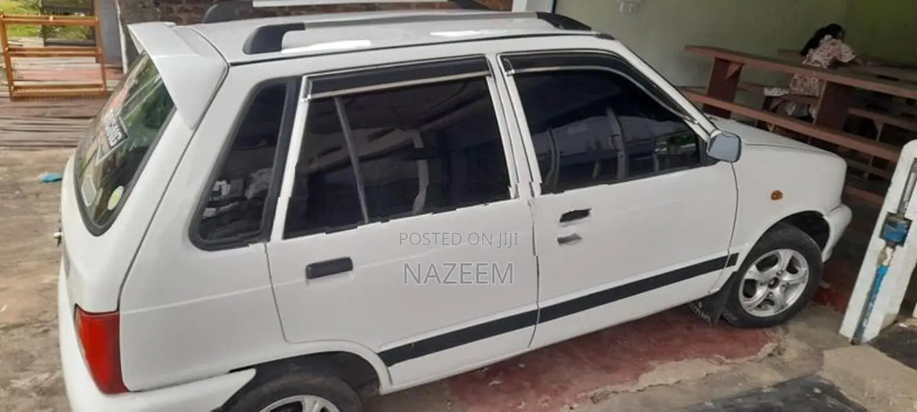 Maruti Suzuki 800 2010