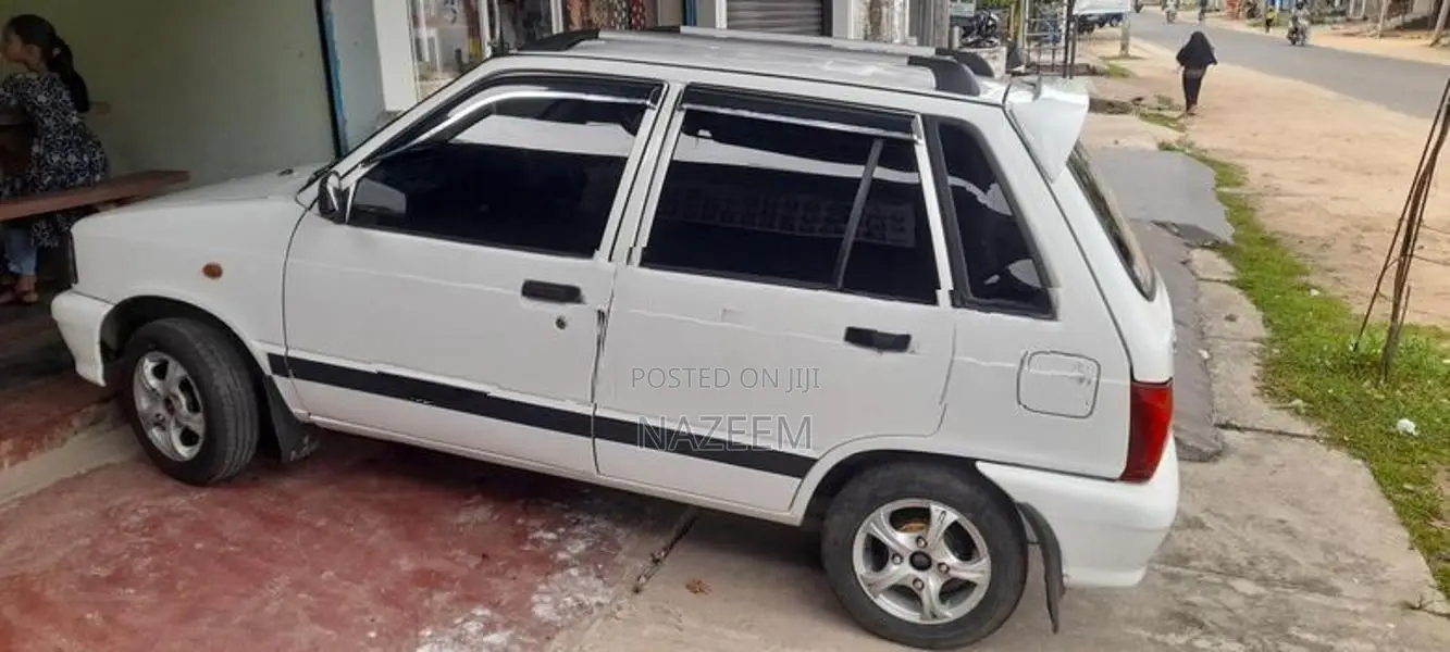 Maruti Suzuki 800 2010