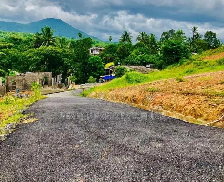 Valuable land for sale in Avissavella City