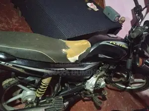 Bajaj Platina 100 ES 2016