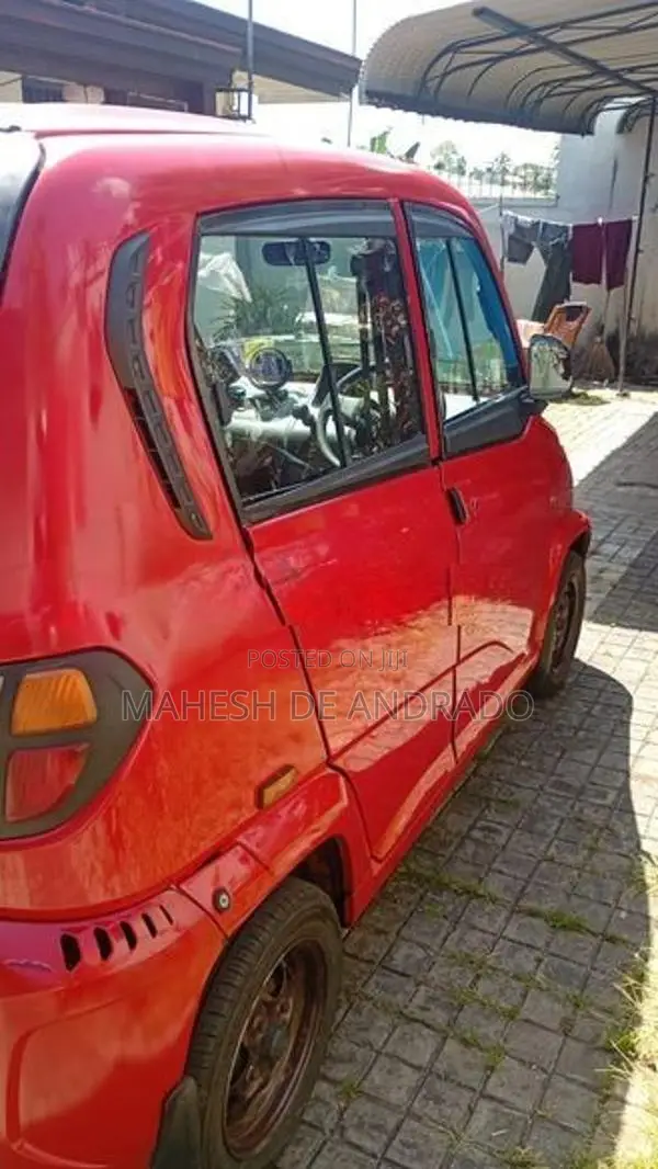 Bajaj Qute 2019