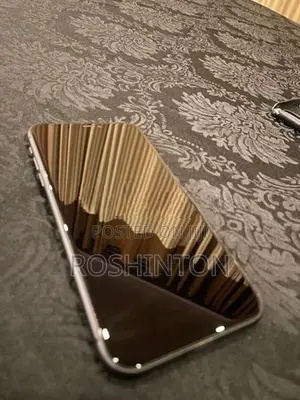 Apple iPhone 11 (Used)