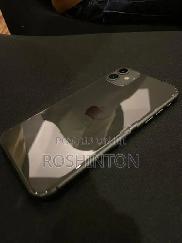 Apple iPhone 11 (Used)