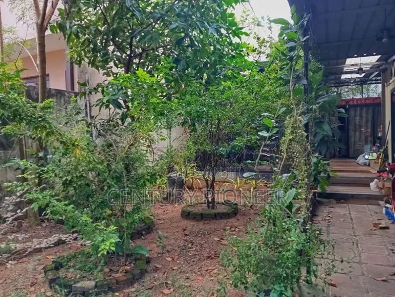 Prime Land for Sale – 9.8 Perches on Bauddhaloka Mawatha, Colombo 08