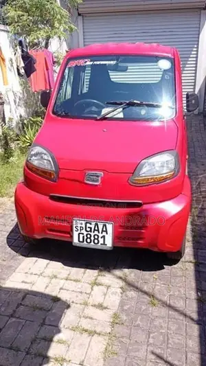 Bajaj Qute 2019