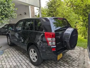 Suzuki Escudo 2005