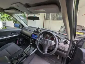 Suzuki Escudo 2005