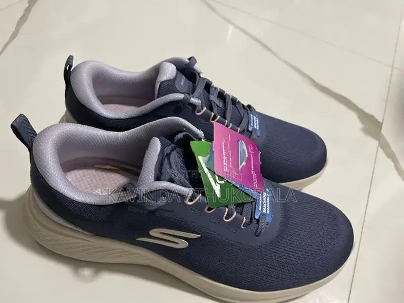 Skechers