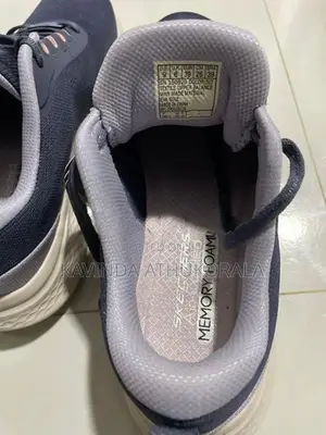 Skechers