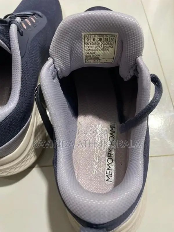 Skechers