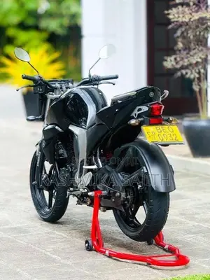 Yamaha FZs V2 2016