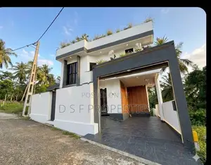A BRAND NEW BOX TYPE THREE STORY LUXURY HOUSE In DIYAGAMA